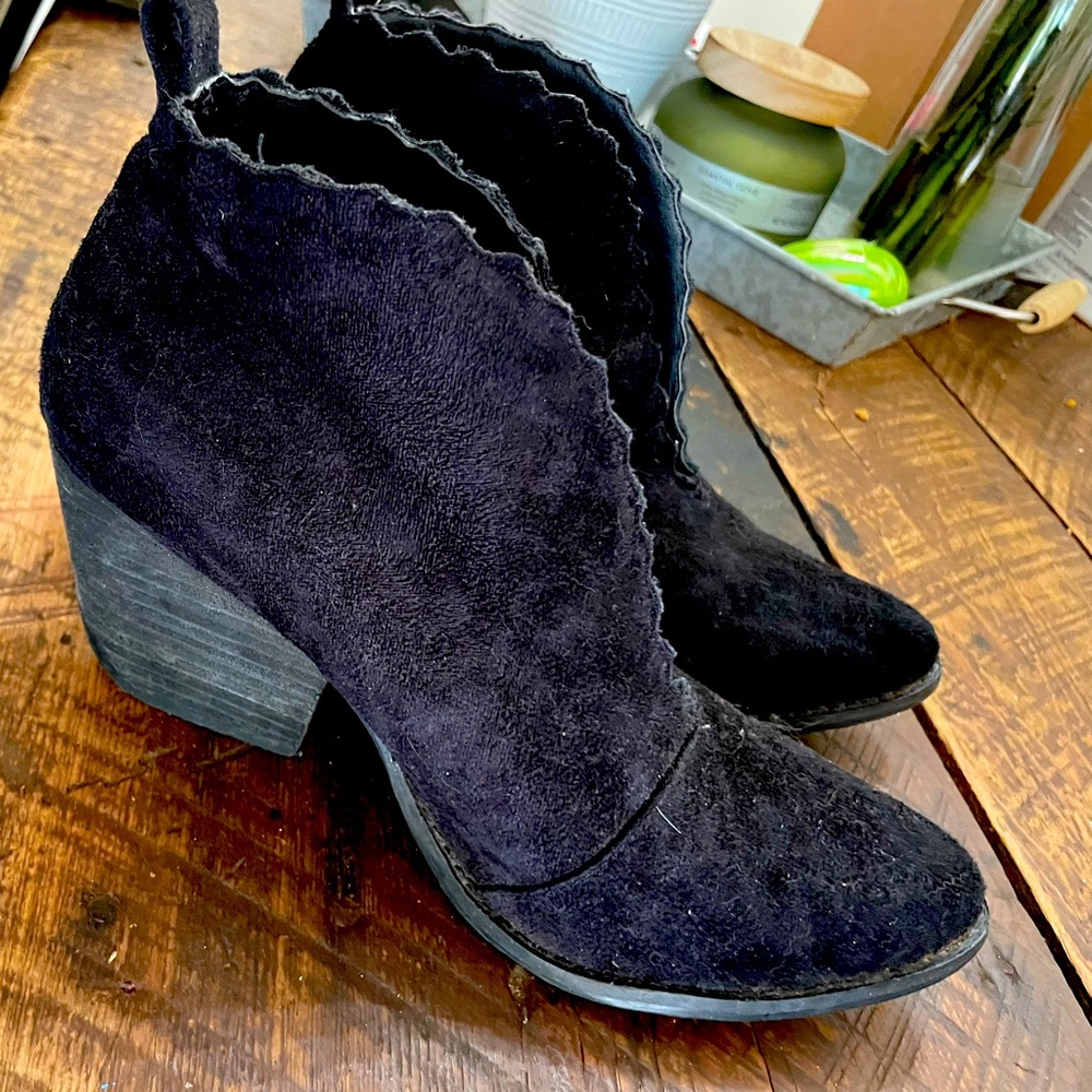 Women’s Black Leopard Booties